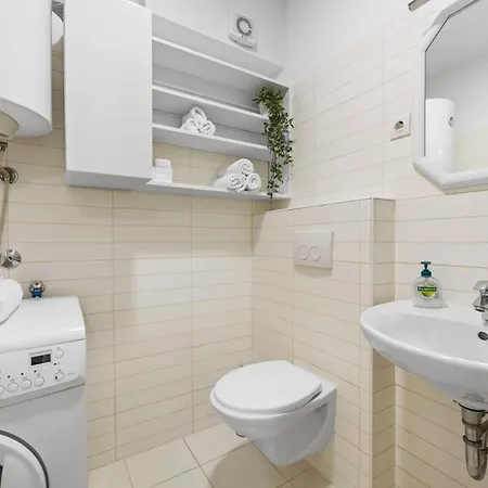 Charming White With Balcony And Parking