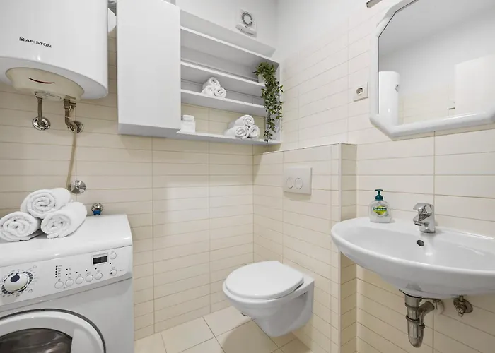 Charming White With Balcony And Parking